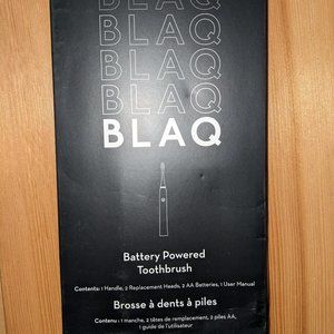 Blaq Battery Powered Electric Toothbrush With Two Replacement Heads & Batteries
